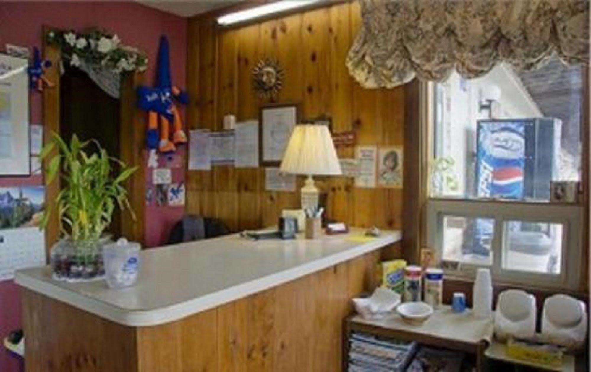 百思特汽车旅馆 Wellsville 外观 照片